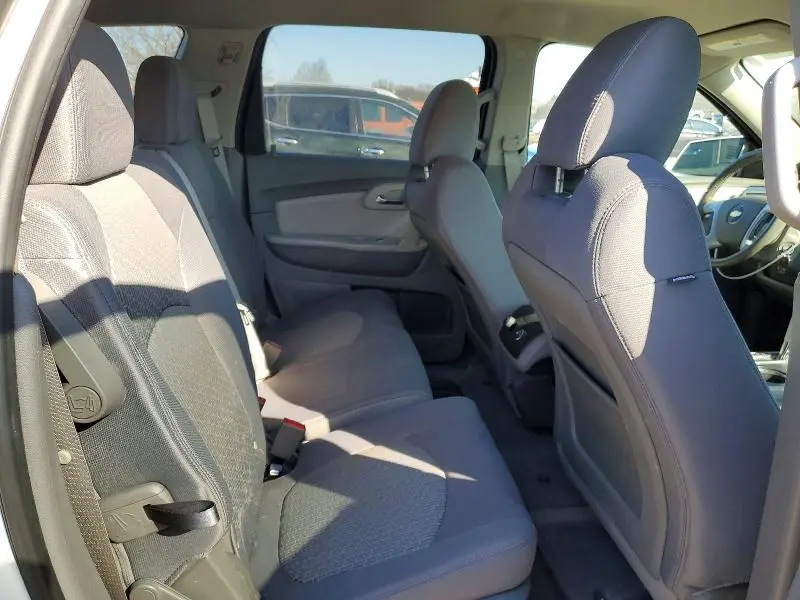 2011 CHEVROLET TRAVERSE LT  