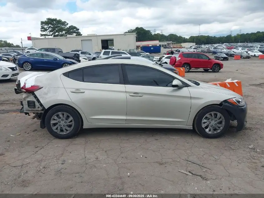 2017 HYUNDAI ELANTRA SE