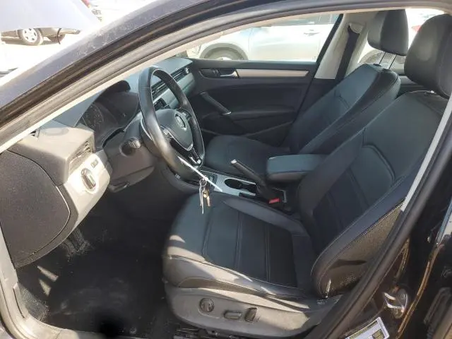 2022 VOLKSWAGEN PASSAT SE  