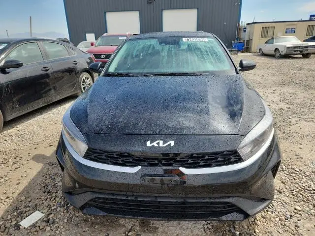 2023 KIA FORTE LX