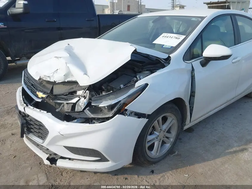 2018 CHEVROLET CRUZE LT AUTO