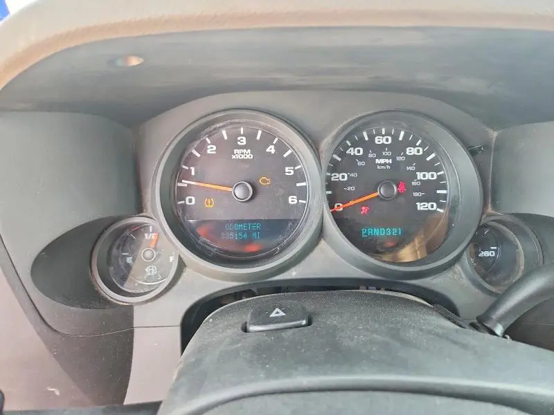 2011 CHEVROLET SILVERADO C1500 LS  