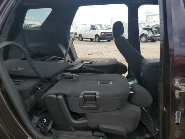 2023 CHEVROLET TRAVERSE LT  