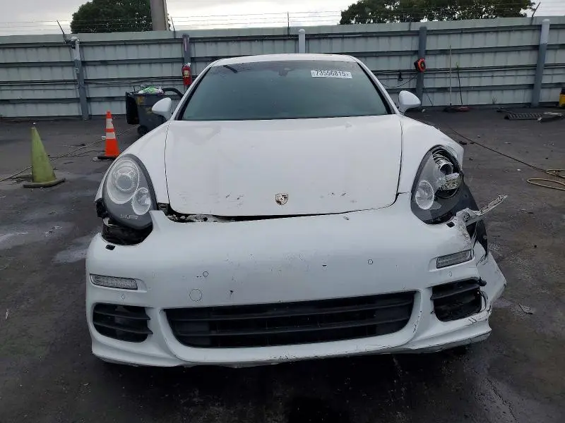 2014 PORSCHE PANAMERA S  