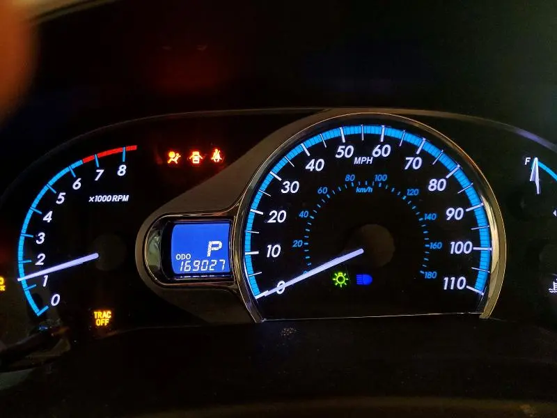 2014 TOYOTA SIENNA XLE 8-PASSENGER  