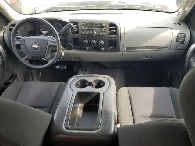 2011 CHEVROLET SILVERADO K1500 LS  
