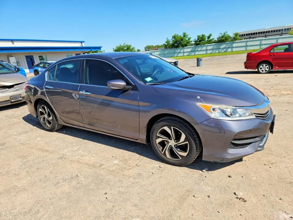 2017 HONDA ACCORD LX  