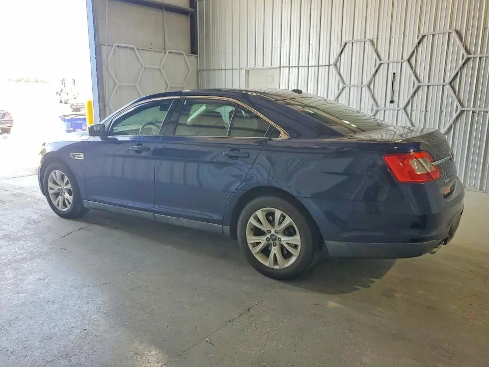 2011 FORD TAURUS SEL  