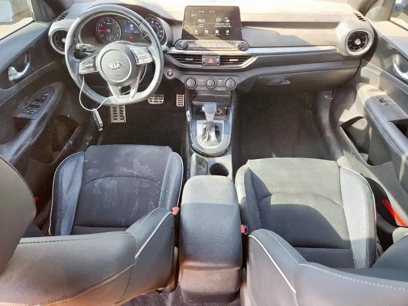 2021 KIA FORTE GT LINE  