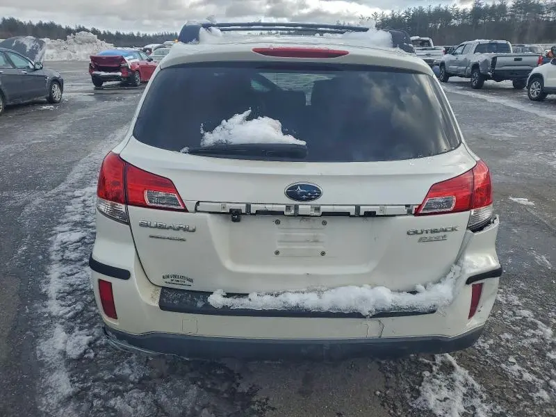 2010 SUBARU OUTBACK 2.5I LIMITED  