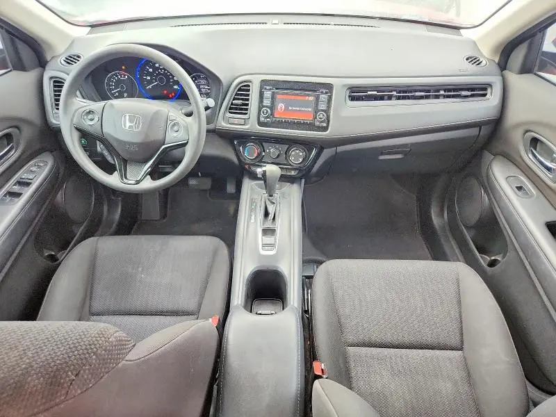 2017 HONDA HR-V LX  