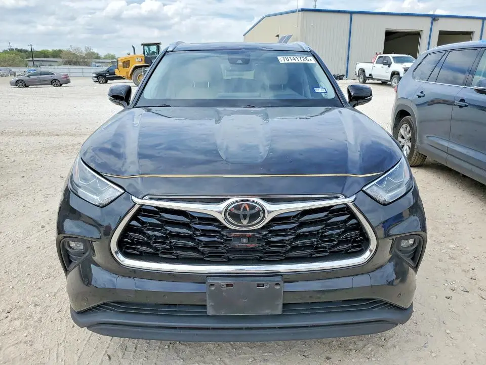2020 TOYOTA HIGHLANDER LIMITED  