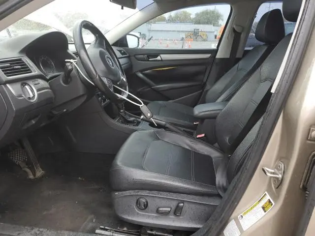 2015 VOLKSWAGEN PASSAT S  