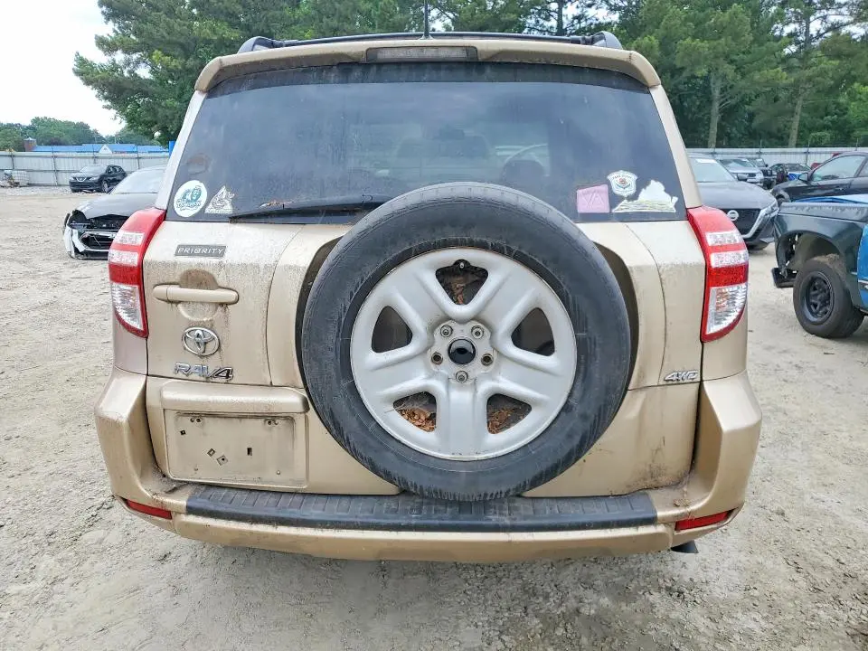 2011 TOYOTA RAV4 BASE  
