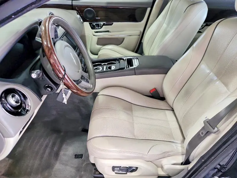 2015 JAGUAR XJL PORTFOLIO  