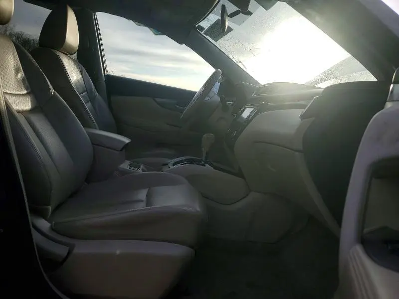 2014 NISSAN ROGUE   