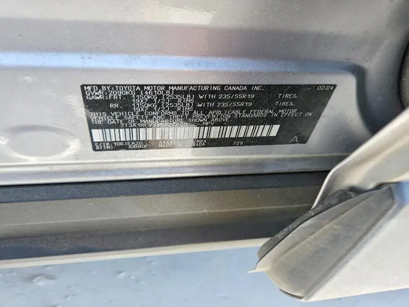 2024 TOYOTA RAV4 XLE PREMIUM  