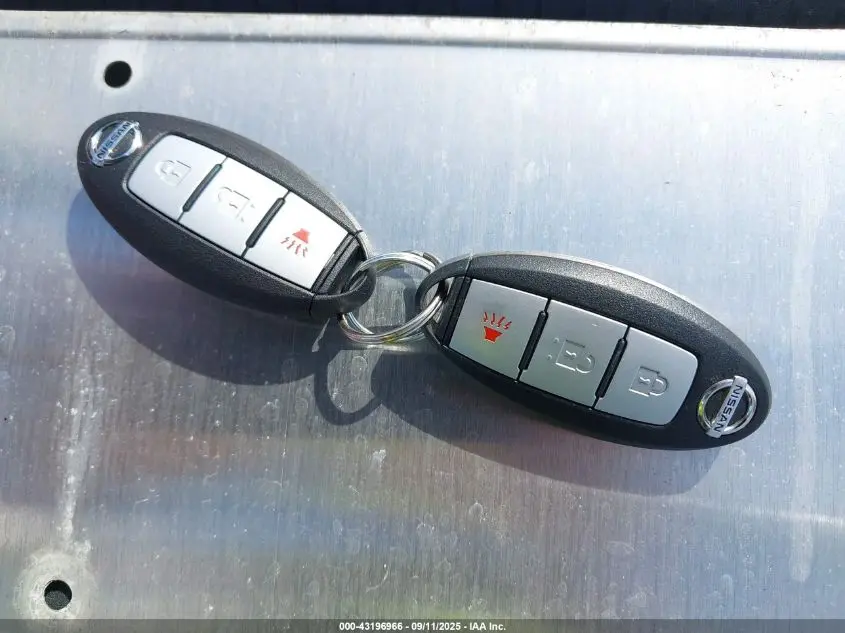 2014 NISSAN PATHFINDER S