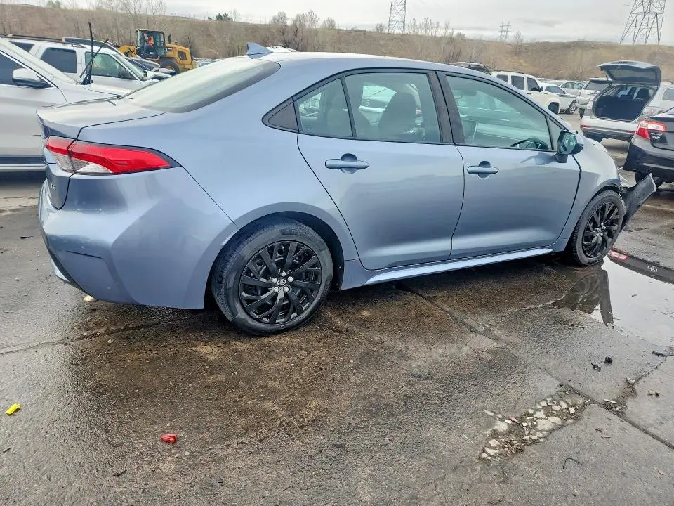 2021 TOYOTA COROLLA LE  