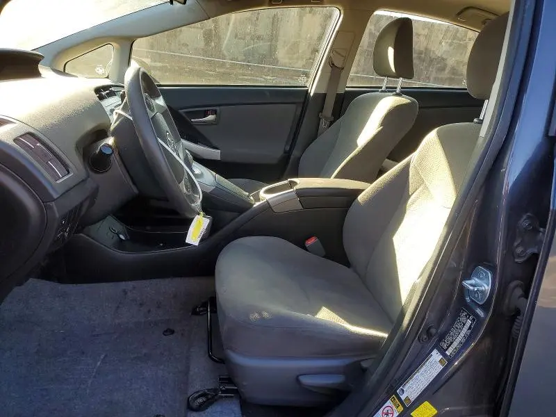 2015 TOYOTA PRIUS TWO  