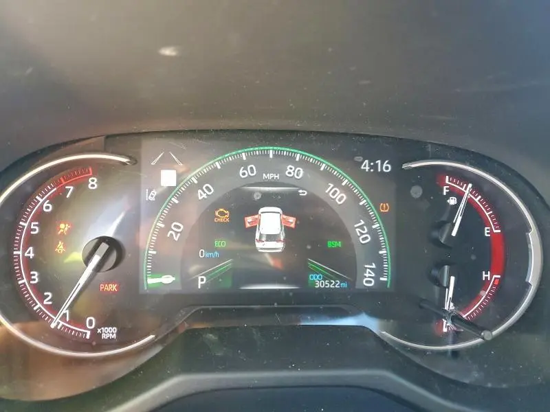 2024 TOYOTA RAV4 XLE  