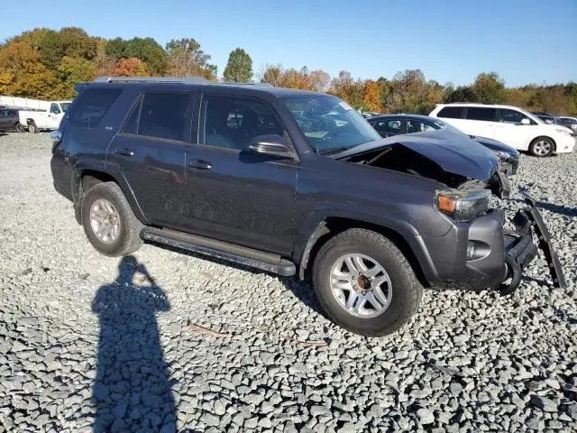 2017 TOYOTA 4RUNNER SR5  