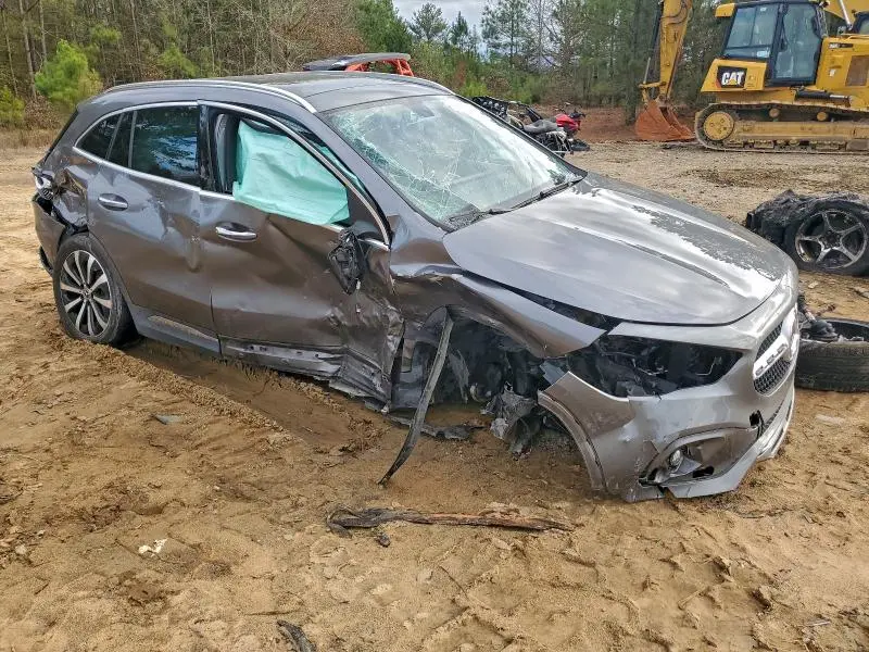 2021 MERCEDES-BENZ GLA 250 4MATIC  