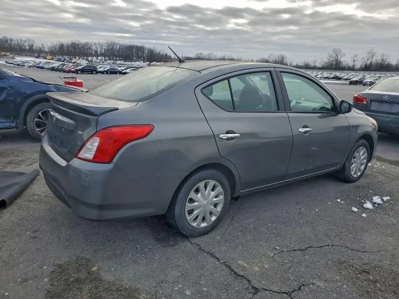 2019 NISSAN VERSA S  