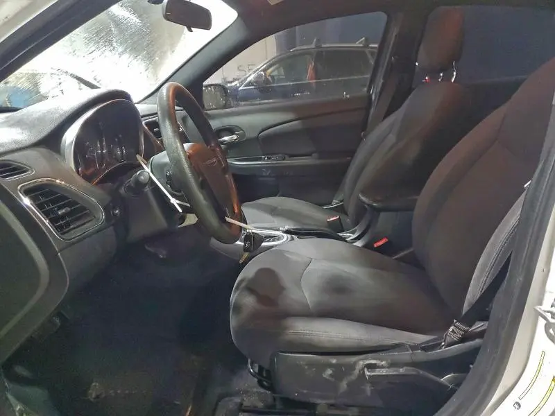 2014 CHRYSLER 200 LX  