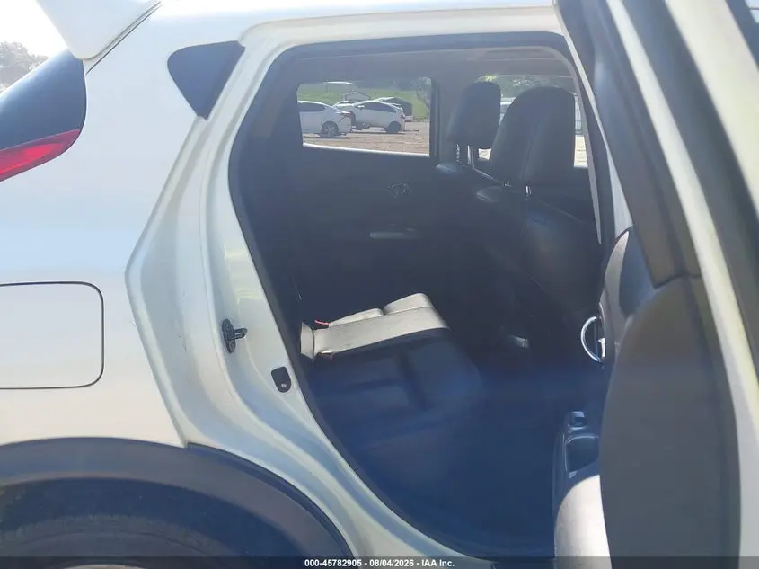 2013 NISSAN JUKE SL