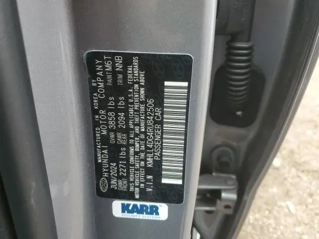 2024 HYUNDAI ELANTRA SE