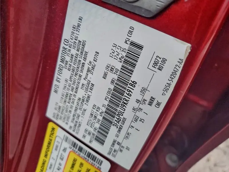 2019 FORD FUSION SE  