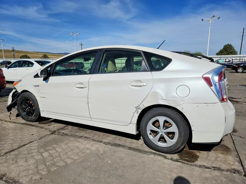 2014 TOYOTA PRIUS TWO  