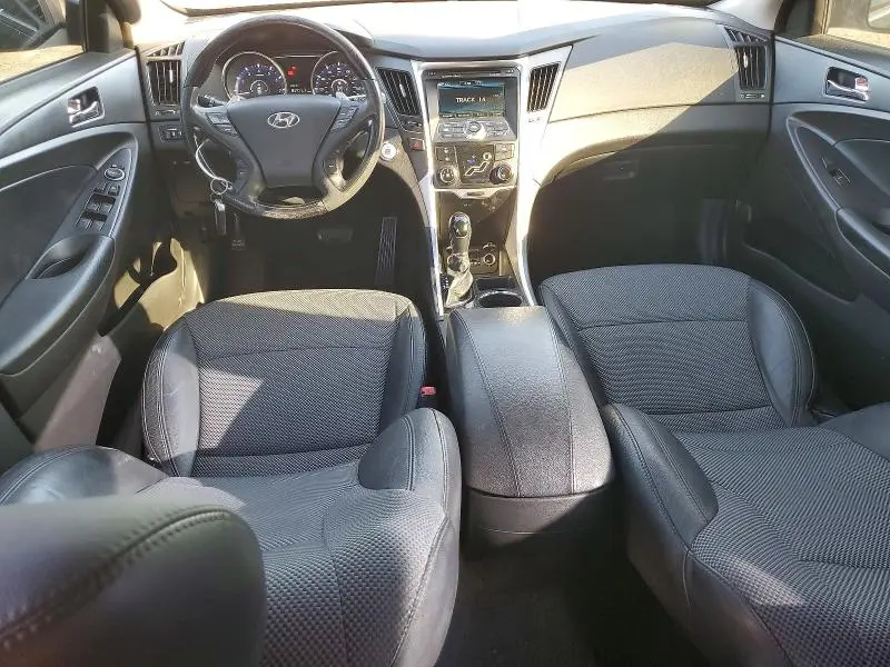 2011 HYUNDAI SONATA SE  