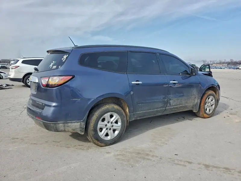 2014 CHEVROLET TRAVERSE LS  