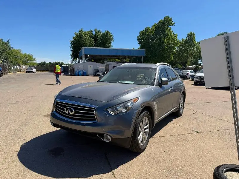 2016 INFINITI QX70 BASE  