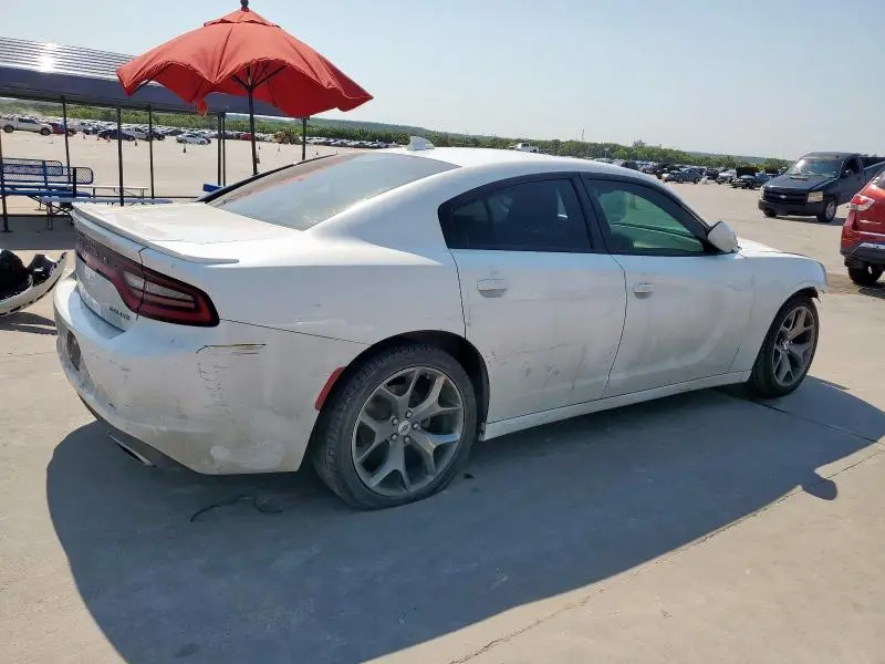 2017 DODGE CHARGER SXT  