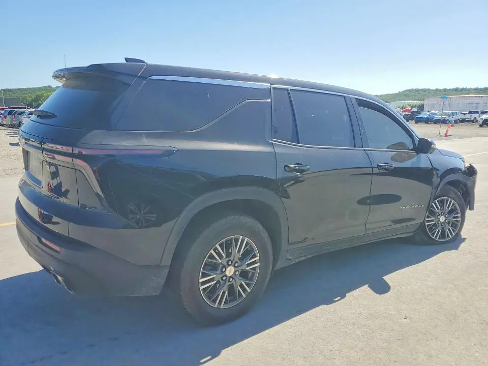 2024 CHEVROLET TRAVERSE LS  