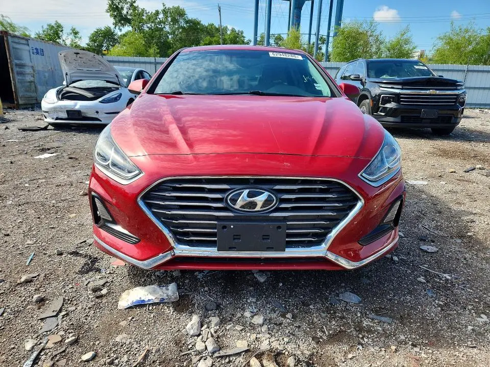 2019 HYUNDAI SONATA SE  