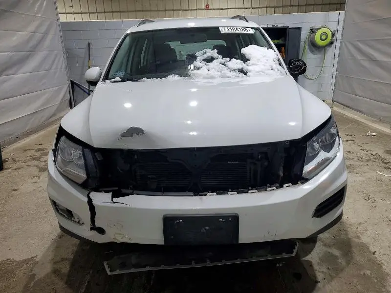 2017 VOLKSWAGEN TIGUAN S  