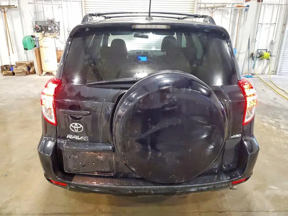 2011 TOYOTA RAV4 BASE  