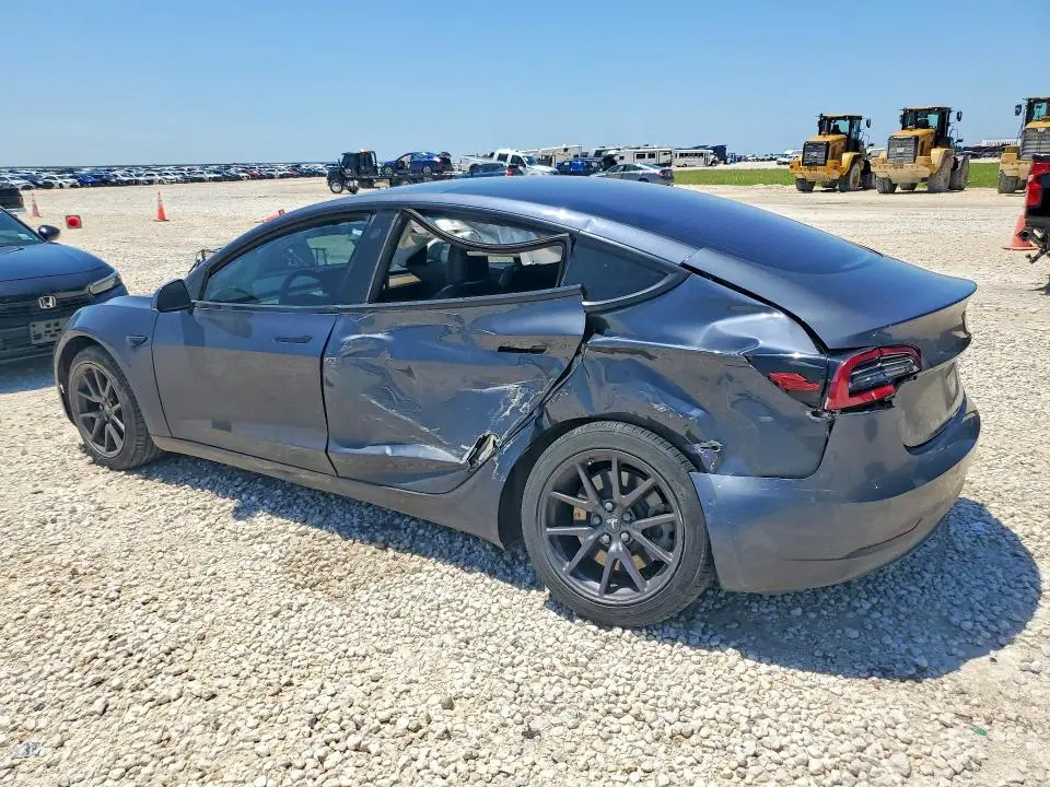 2018 TESLA MODEL 3   