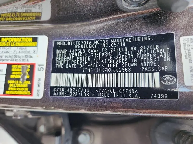 2019 TOYOTA CAMRY LE  