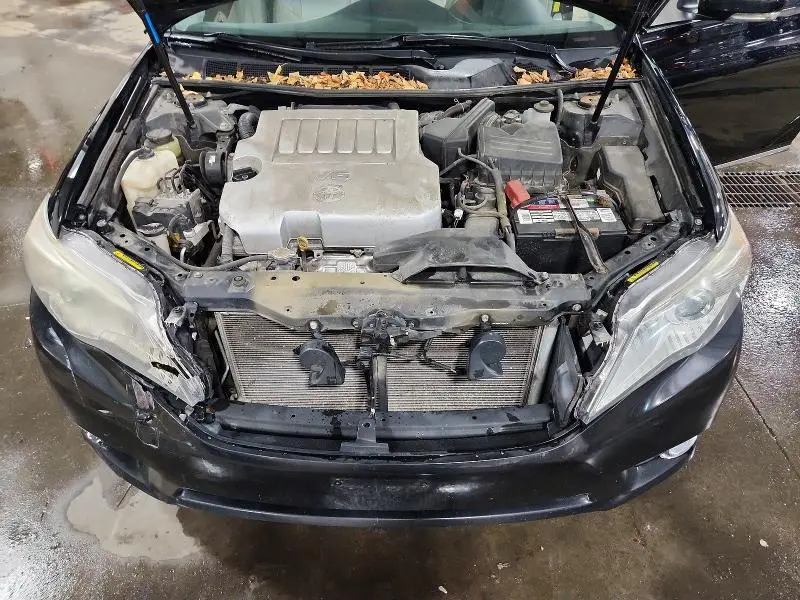 2011 TOYOTA AVALON LIMITED  
