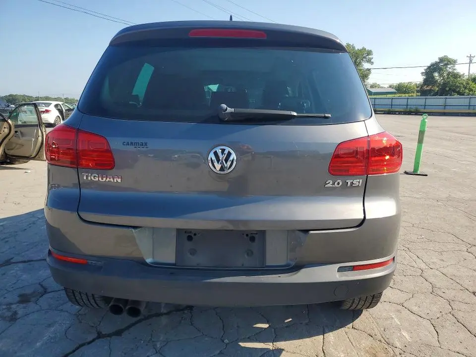 2015 VOLKSWAGEN TIGUAN S  