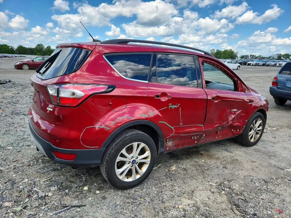2018 FORD ESCAPE SE  
