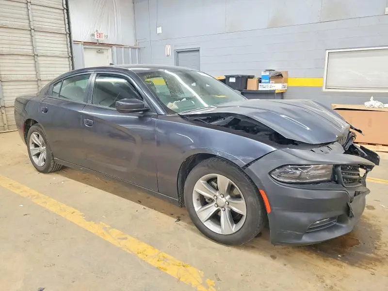 2017 DODGE CHARGER SXT  
