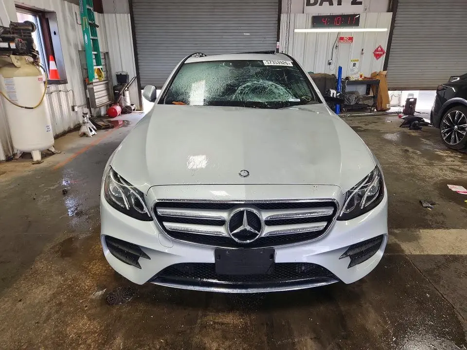2017 MERCEDES-BENZ E 300 4MATIC  