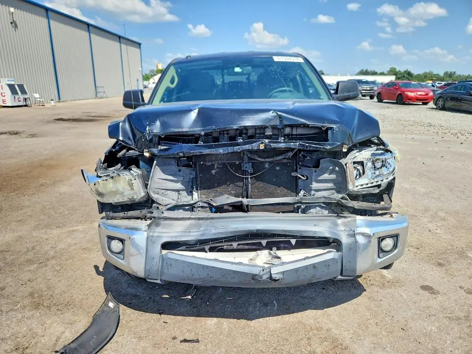 2014 TOYOTA TUNDRA SR5  