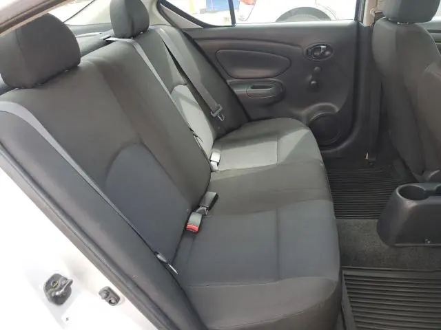 2018 NISSAN VERSA S  